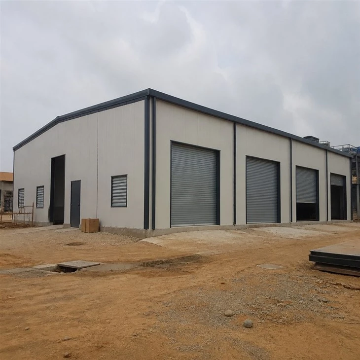 Edificio prefabbricato per officine